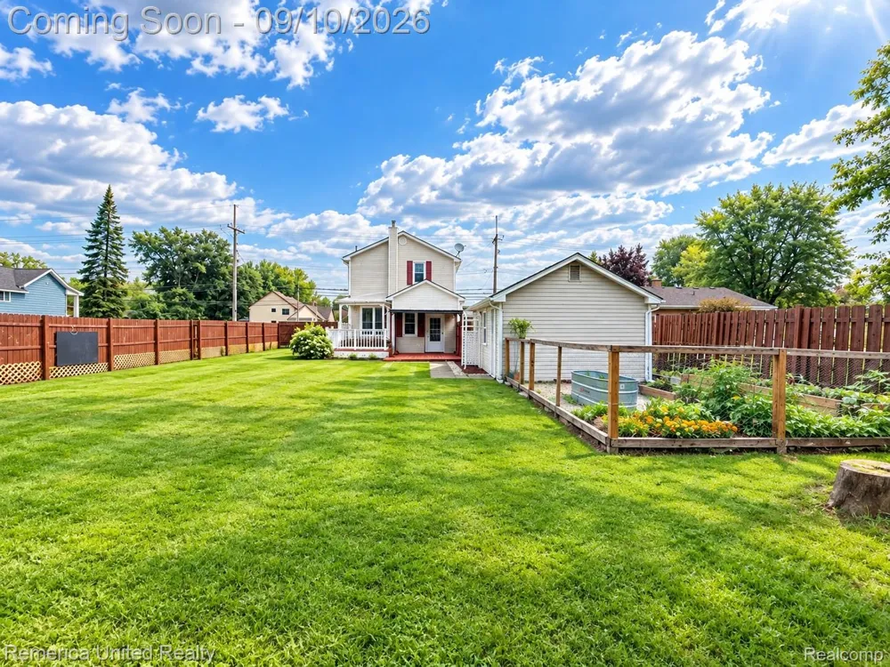 52431 Washington Street New Baltimore City, MI 48047