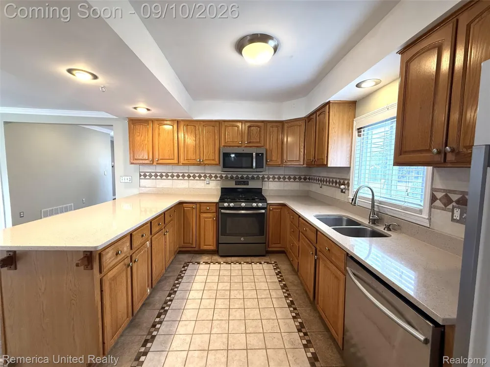 52431 Washington Street New Baltimore City, MI 48047
