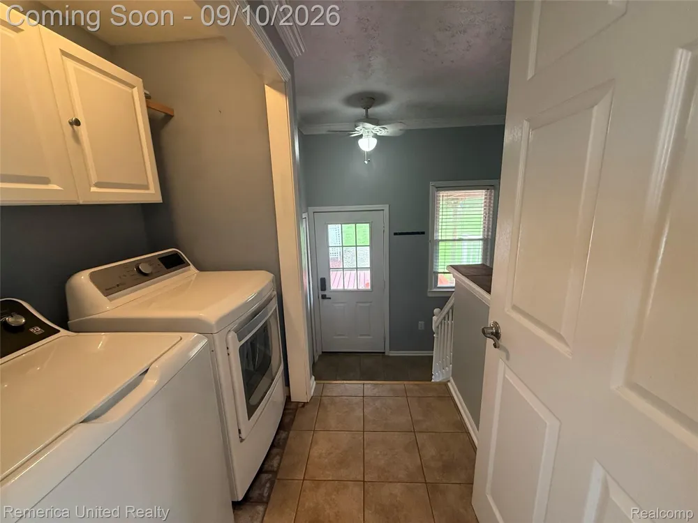 52431 Washington Street New Baltimore City, MI 48047
