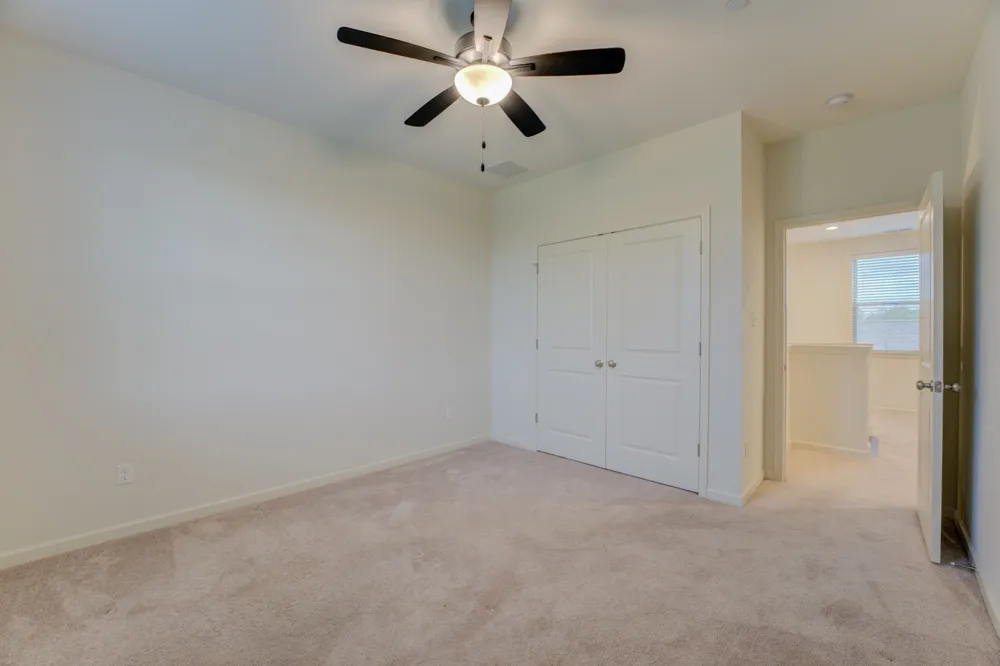 909 UFTON ALY Collierville, TN 38017
