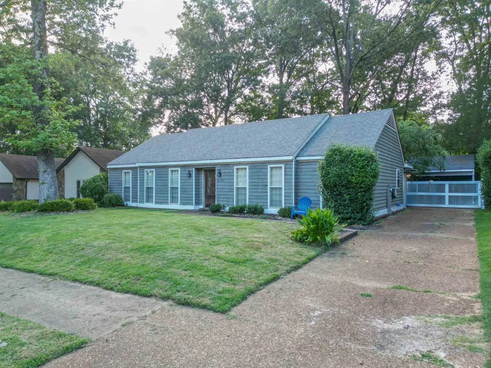 9156 GAINSBOROUGH DR Lakeland, TN 38002