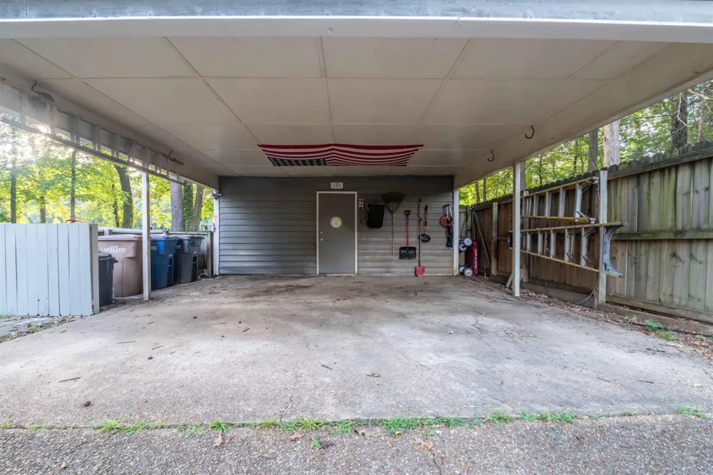 9156 GAINSBOROUGH DR Lakeland, TN 38002