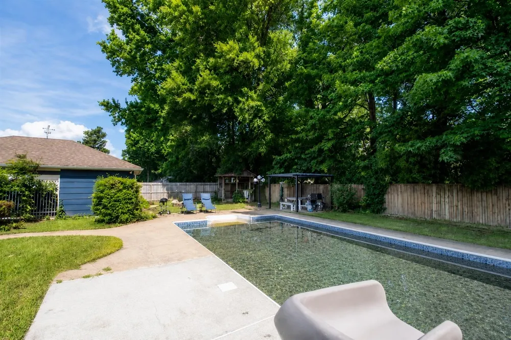 6102 SUGAR TREE DR Bartlett, TN 38134