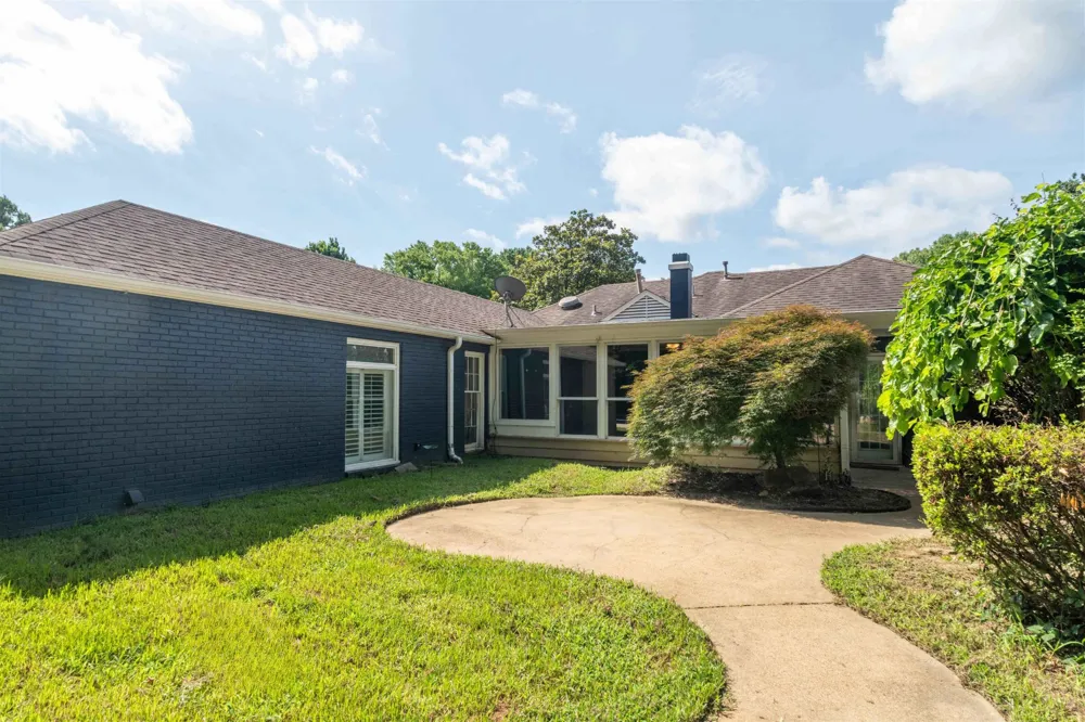 6102 SUGAR TREE DR Bartlett, TN 38134