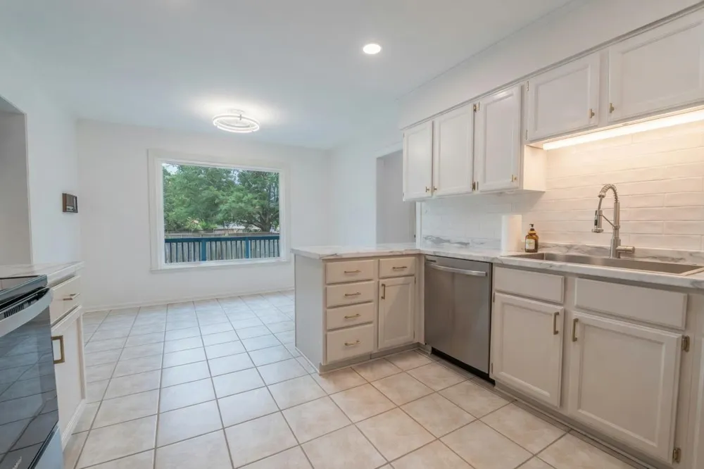 2063 DALKEITH DR Germantown, TN 38139