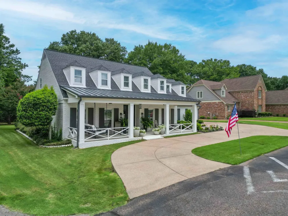 2125 W GLENALDEN DR Germantown, TN 38139