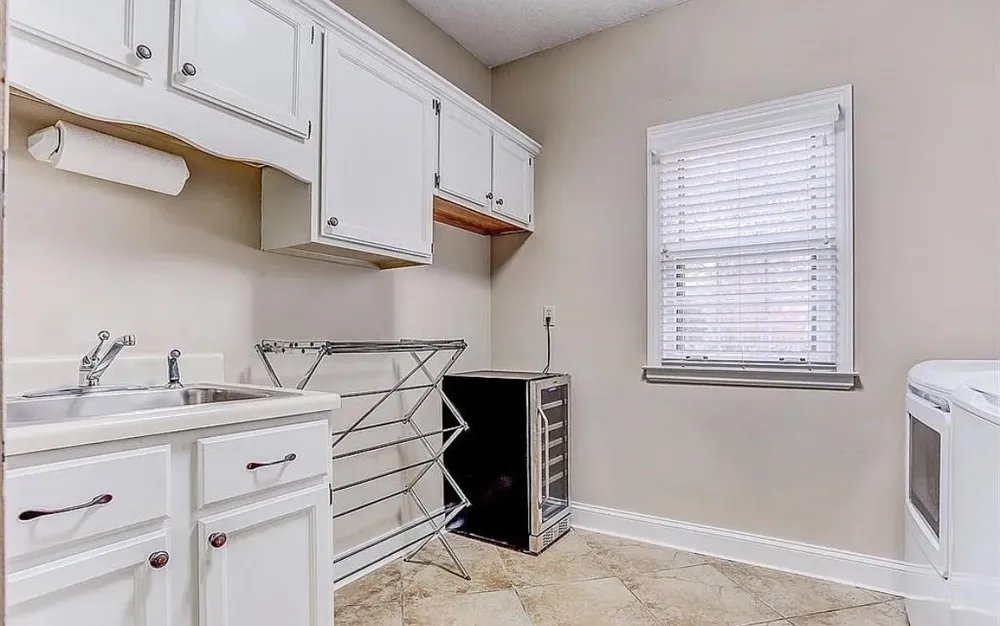 2125 W GLENALDEN DR Germantown, TN 38139