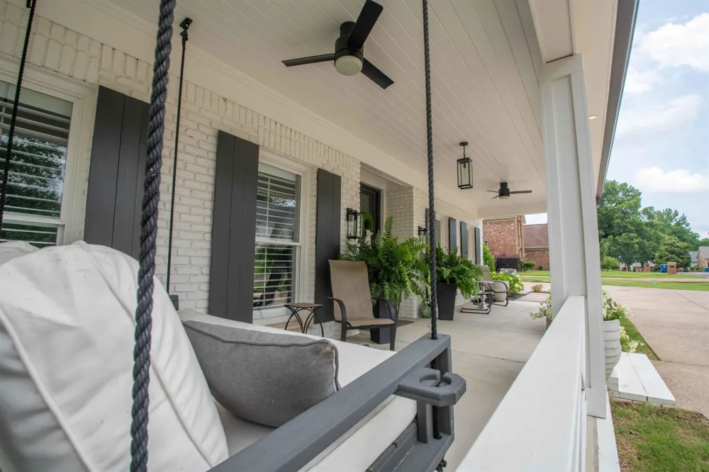 2125 W GLENALDEN DR Germantown, TN 38139