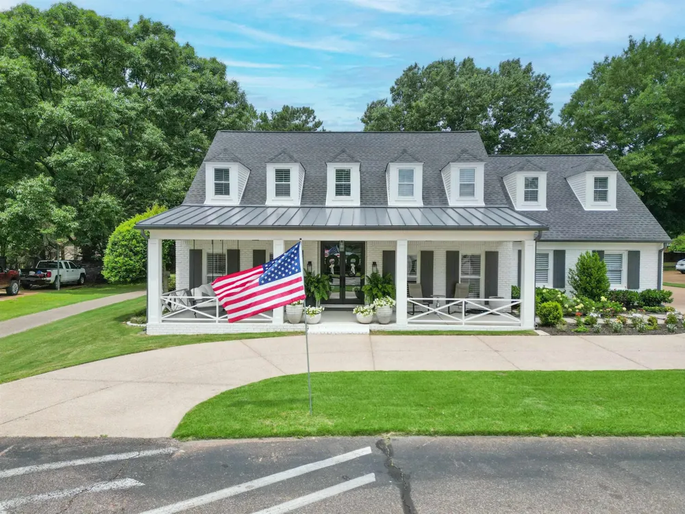 2125 W GLENALDEN DR Germantown, TN 38139