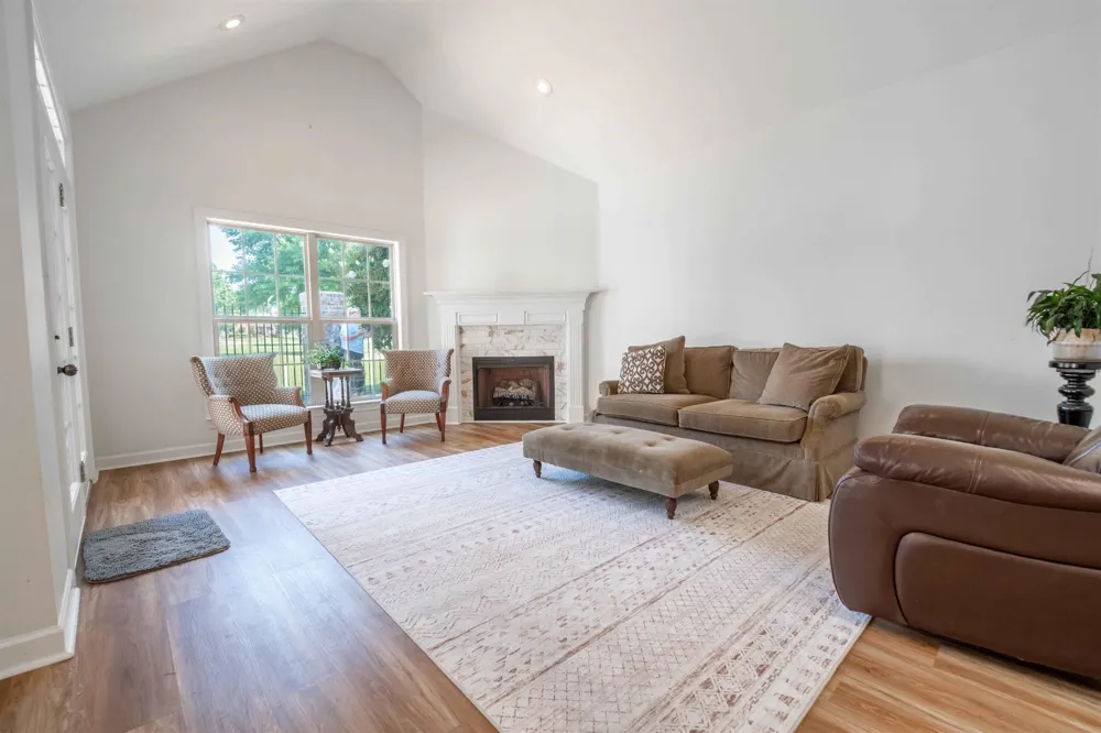230 TORREY PINES CV Covington, TN 38019
