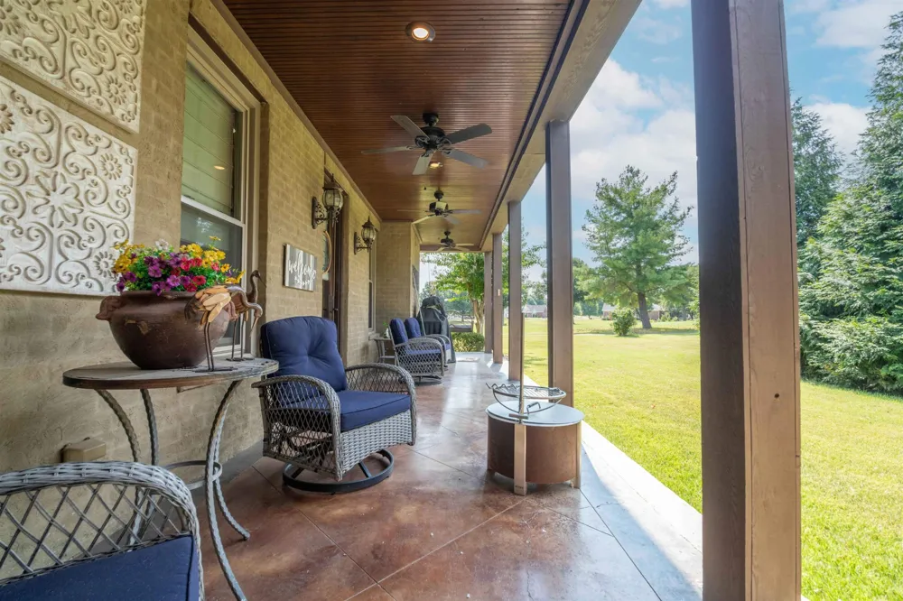 41 ARBOR GREENS CV Covington, TN 38019