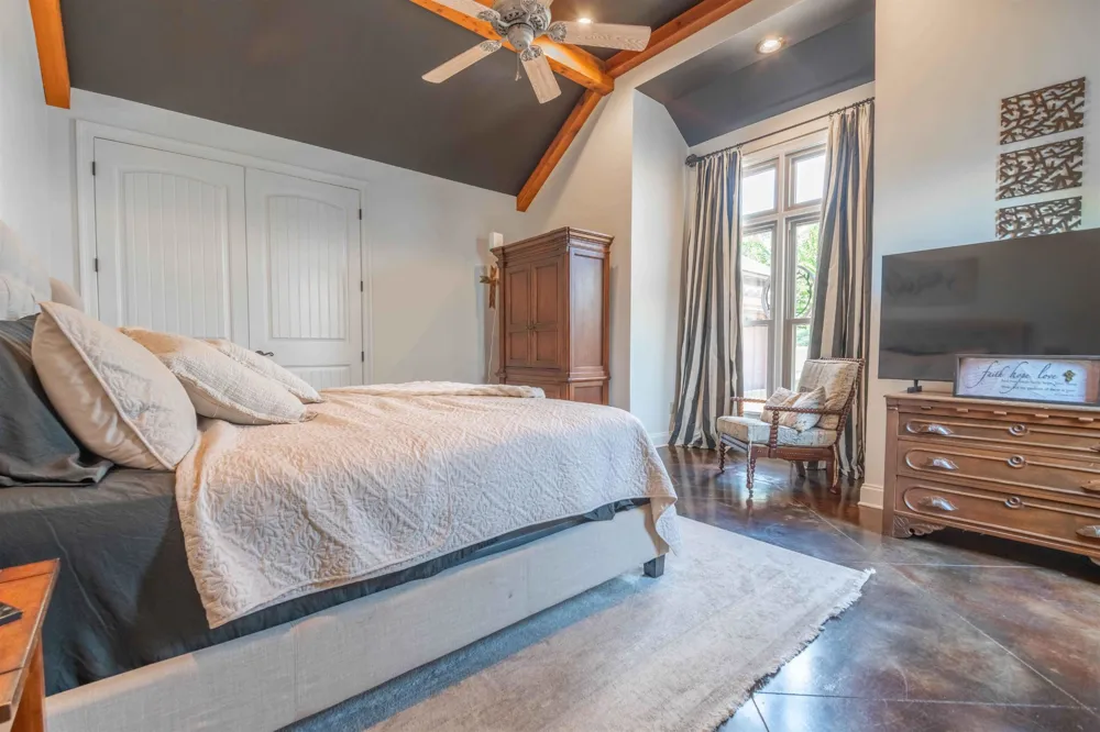 41 ARBOR GREENS CV Covington, TN 38019