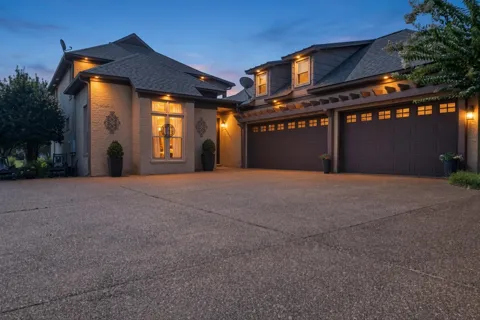 41 ARBOR GREENS CV