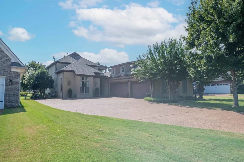 41 ARBOR GREENS CV Covington, TN 38019