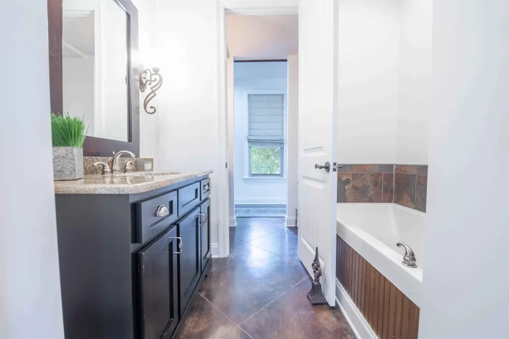 41 ARBOR GREENS CV Covington, TN 38019