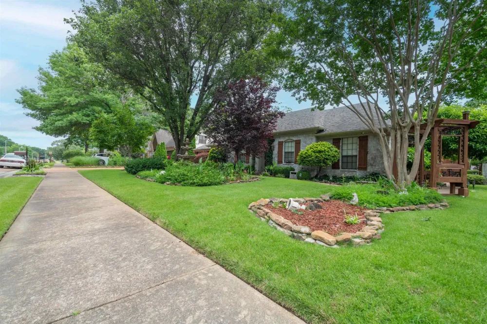 3038 YATES ST Bartlett, TN 38134