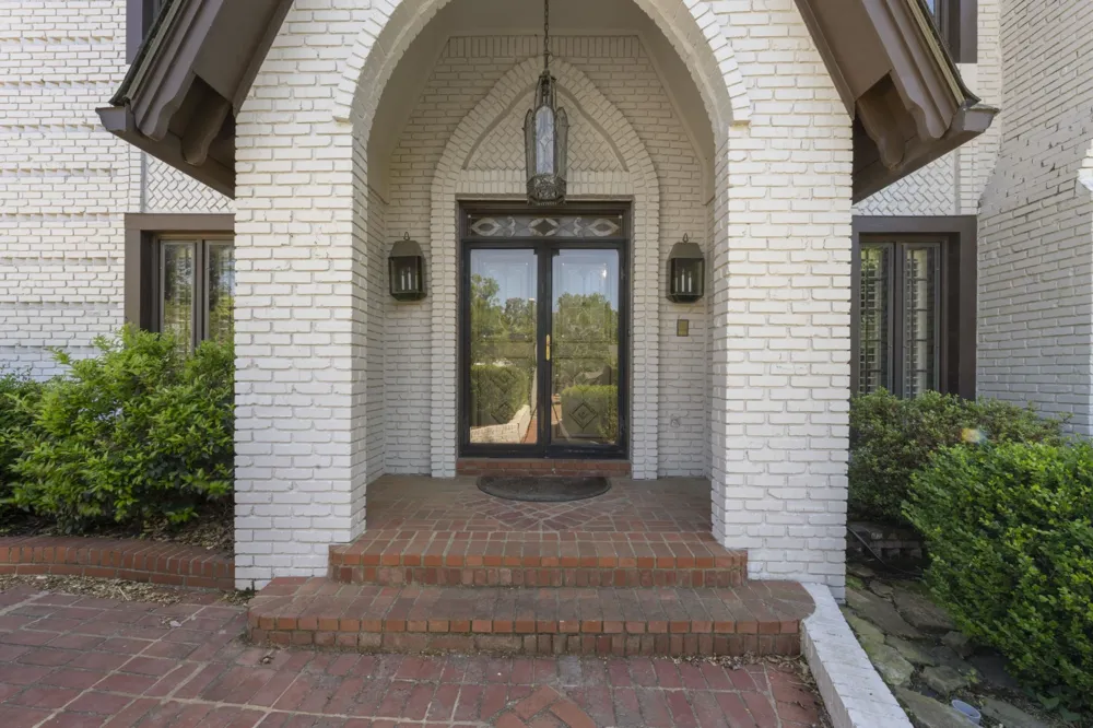 8449 LANSINGWOOD CV Germantown, TN 38139