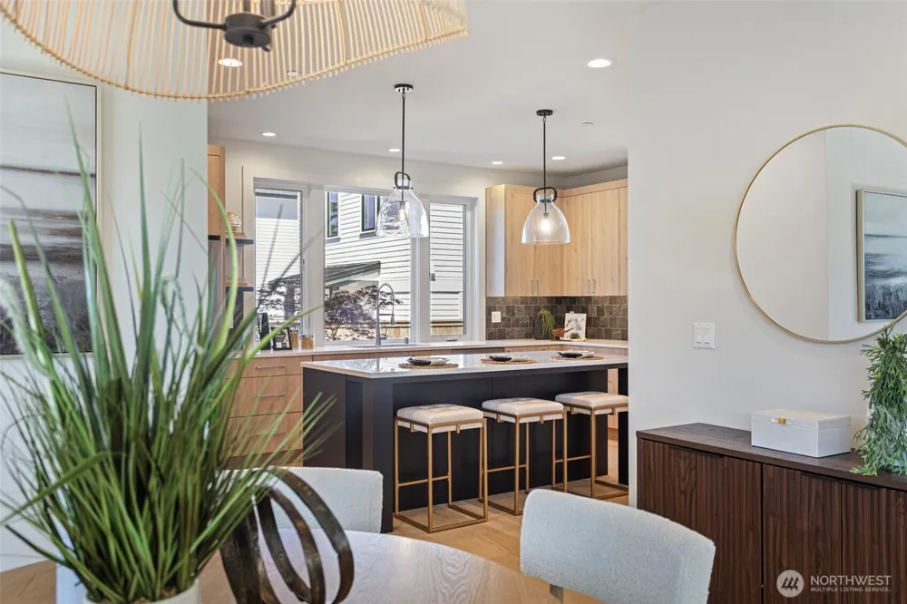 9309 132nd Avenue NE Kirkland, WA 98033