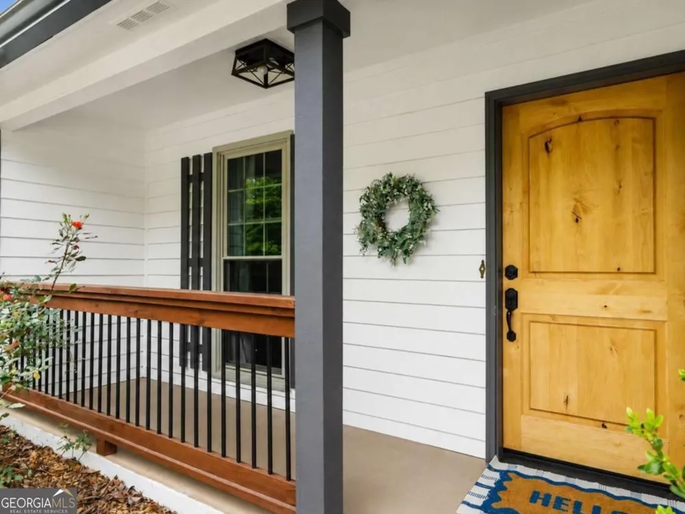 330 Monivea LN Roswell, GA 30075