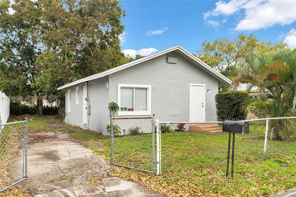 2828 NW 7th St #n/a Fort Lauderdale, FL 33311