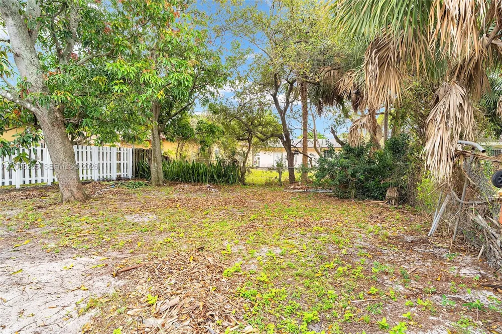 2828 NW 7th St #n/a Fort Lauderdale, FL 33311