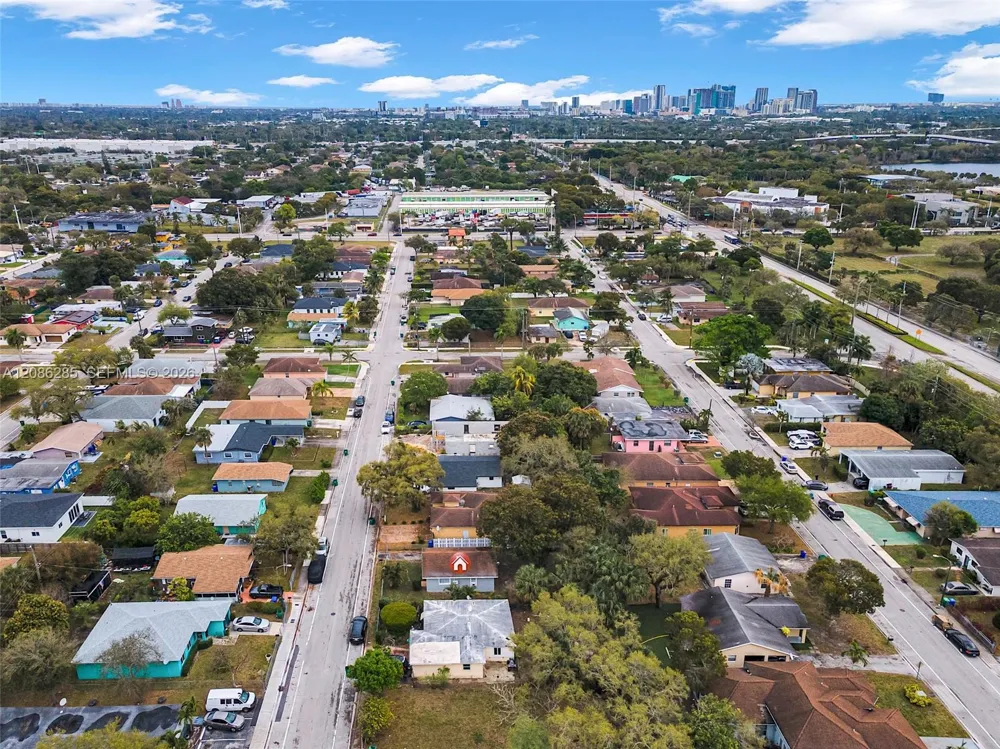 2828 NW 7th St #n/a Fort Lauderdale, FL 33311