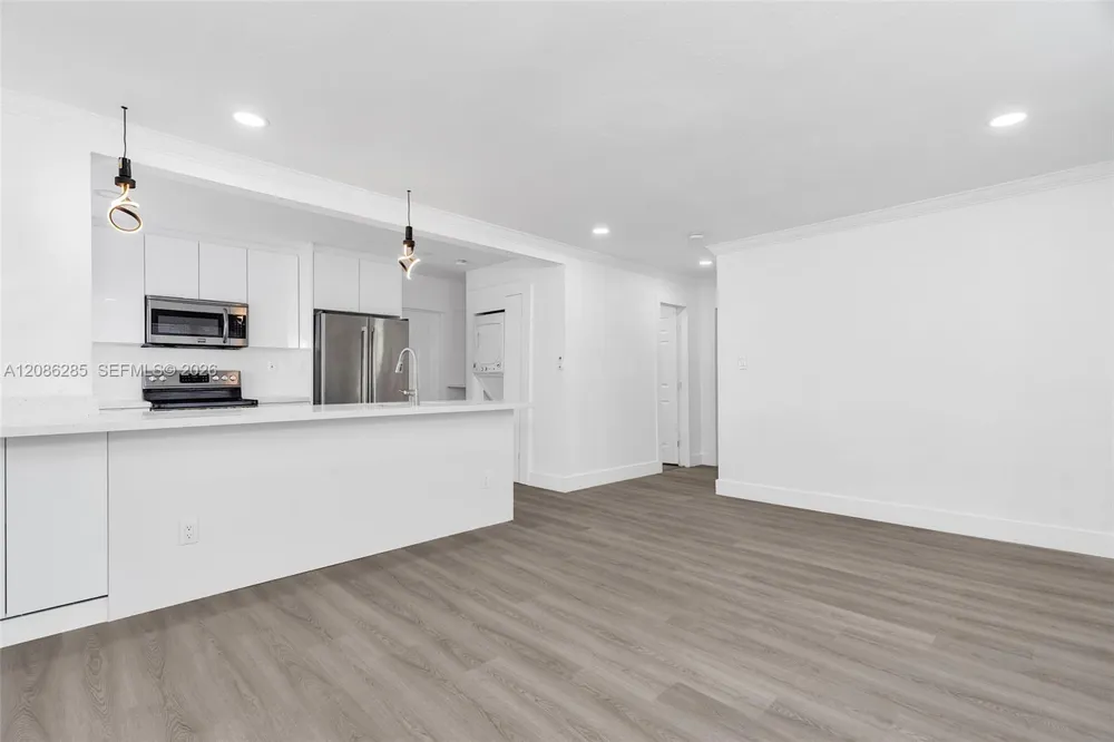 2828 NW 7th St #n/a Fort Lauderdale, FL 33311