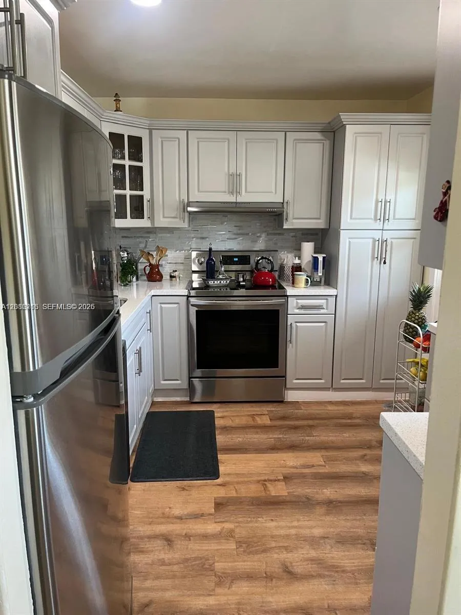 620 NE 12th Ave #107 Hallandale Beach, FL 33009