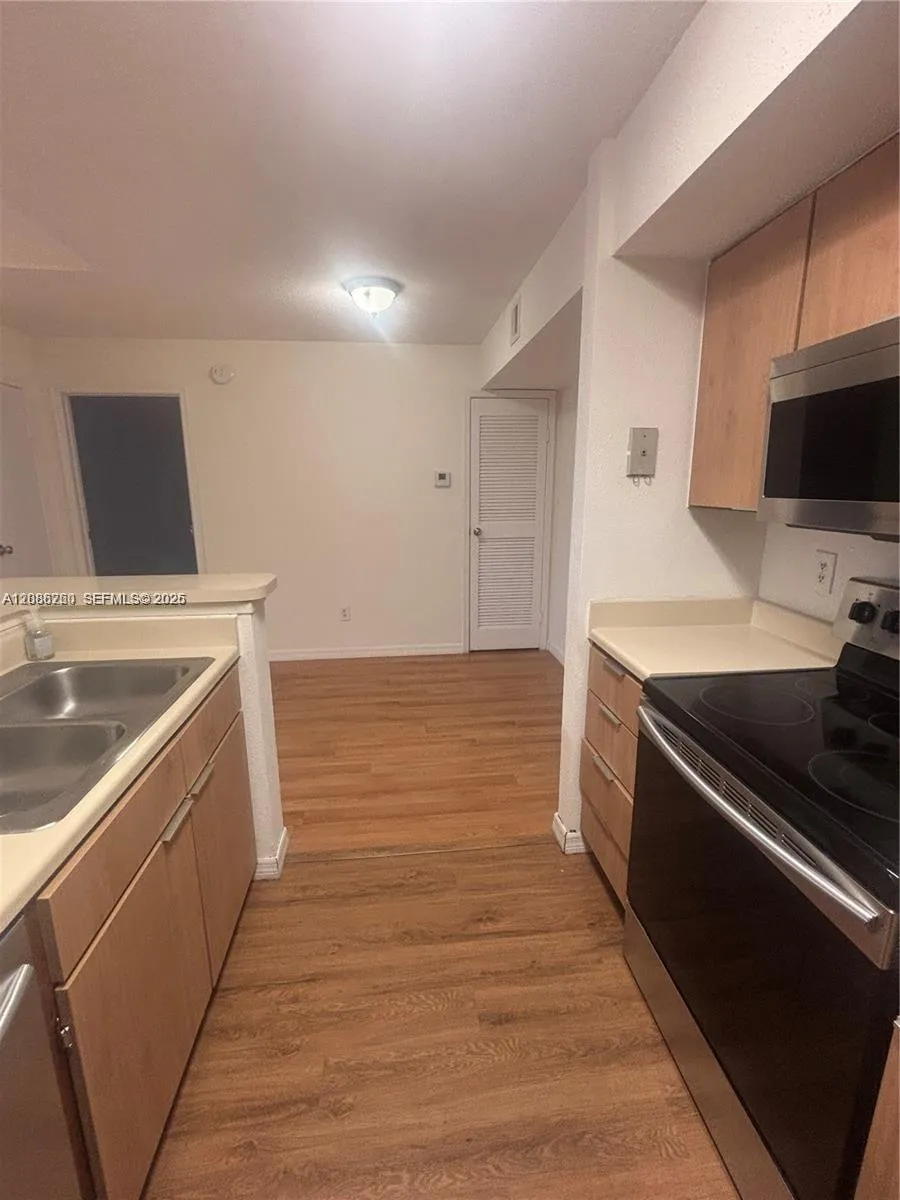 Address Not Shown Coral Springs, FL 33071