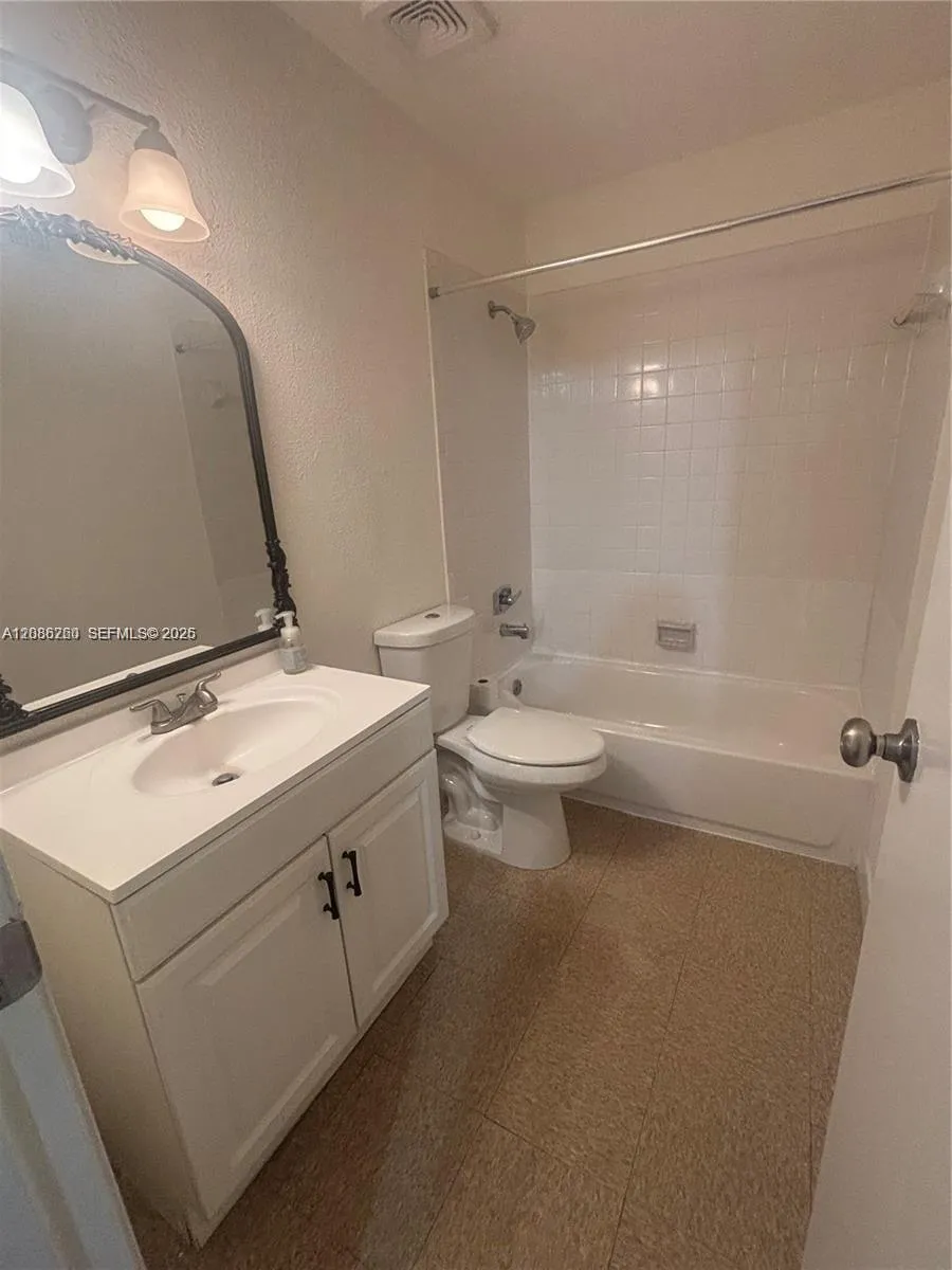 Address Not Shown Coral Springs, FL 33071