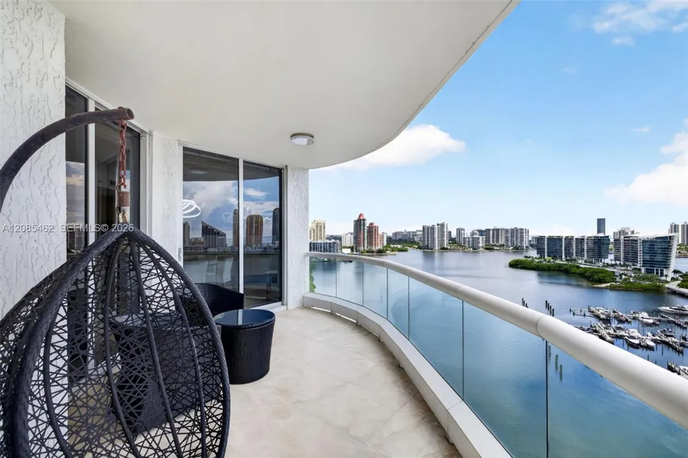 6000 Island Blvd #2104 Aventura, FL 33160