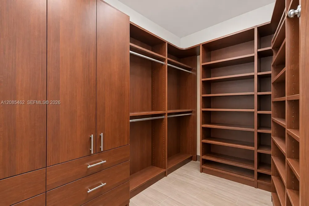 6000 Island Blvd #2104 Aventura, FL 33160