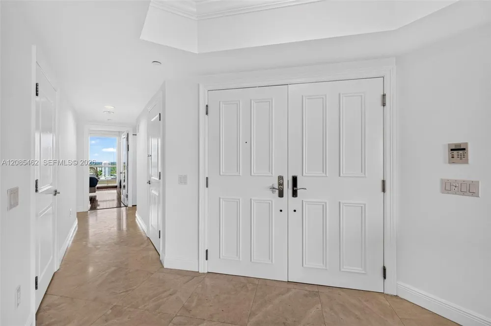 6000 Island Blvd #2104 Aventura, FL 33160