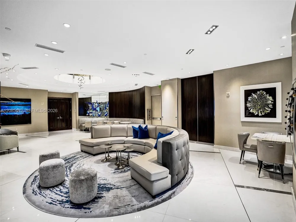 6000 Island Blvd #2104 Aventura, FL 33160