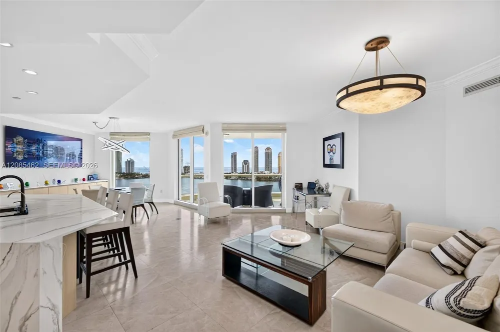 6000 Island Blvd #2104 Aventura, FL 33160