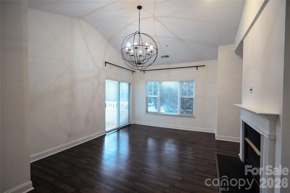 5730 Closeburn Road #O Charlotte, NC 28210