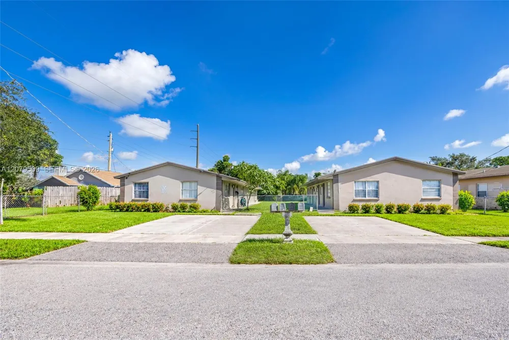 5921 Pierce St #1-8 Hollywood, FL 33021