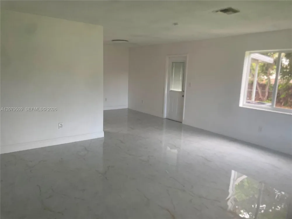 5921 Pierce St #1-8 Hollywood, FL 33021