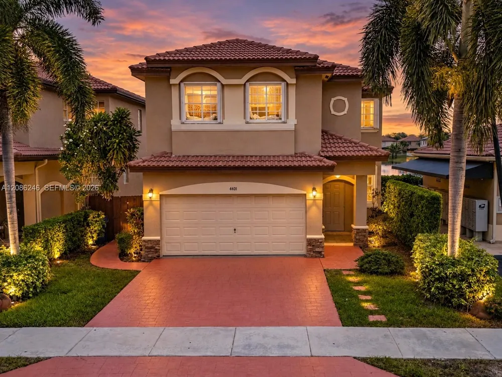 4401 NW 113th Ct Doral, FL 33178