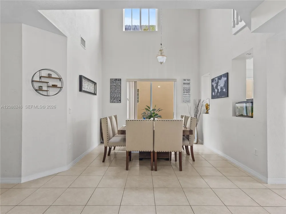 4401 NW 113th Ct Doral, FL 33178