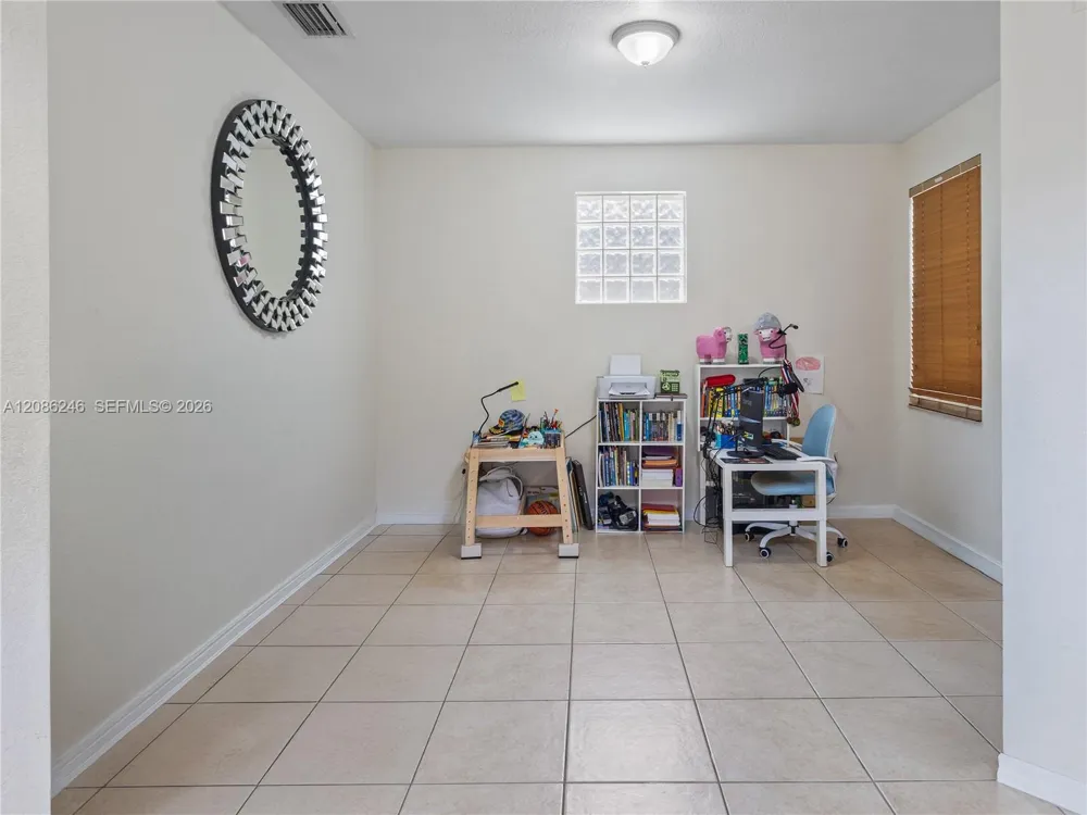 4401 NW 113th Ct Doral, FL 33178