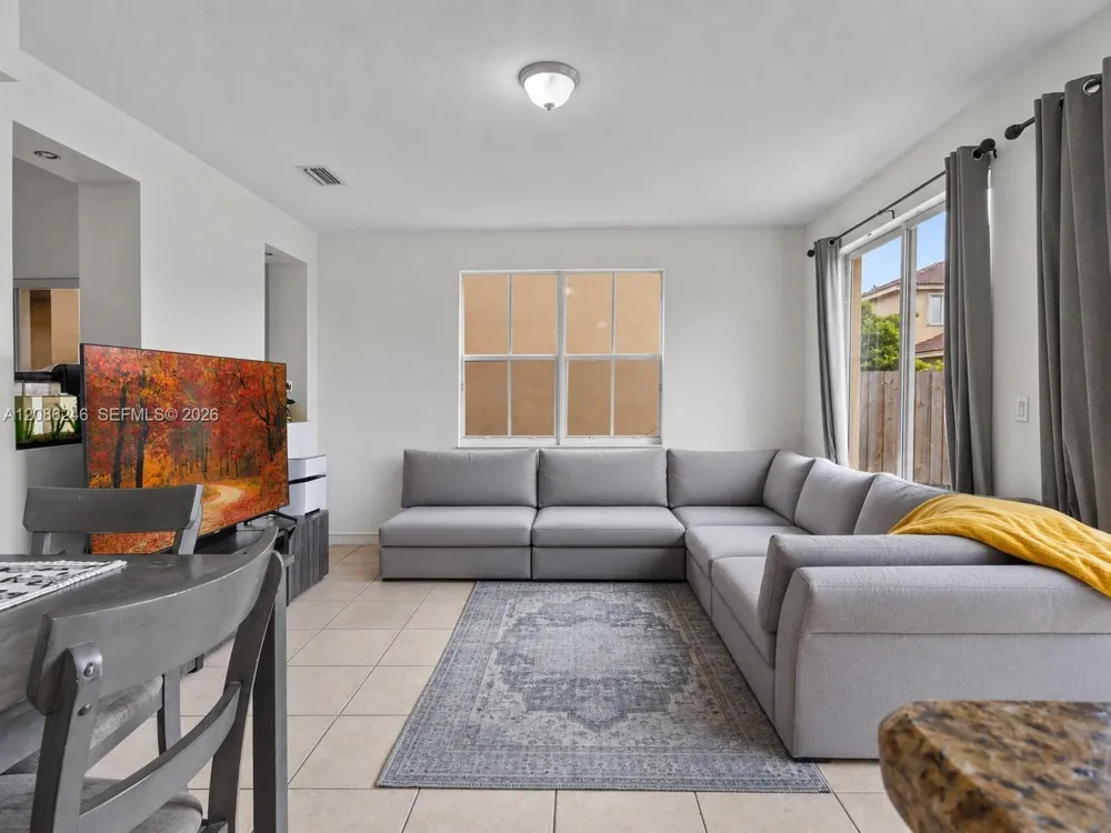 4401 NW 113th Ct Doral, FL 33178