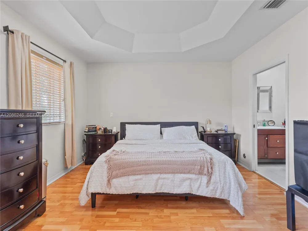 4401 NW 113th Ct Doral, FL 33178