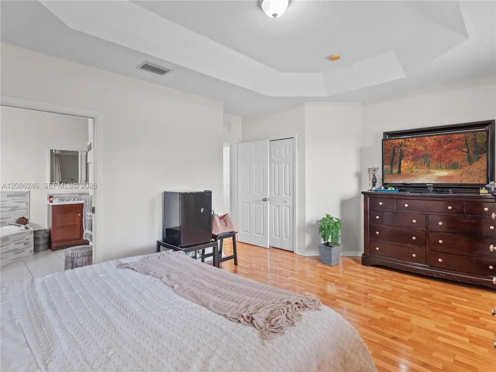4401 NW 113th Ct Doral, FL 33178