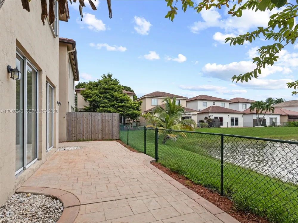 4401 NW 113th Ct Doral, FL 33178