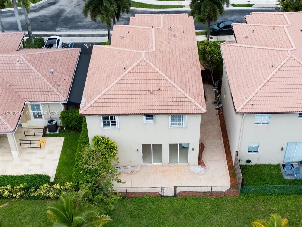 4401 NW 113th Ct Doral, FL 33178