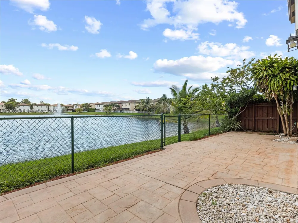 4401 NW 113th Ct Doral, FL 33178