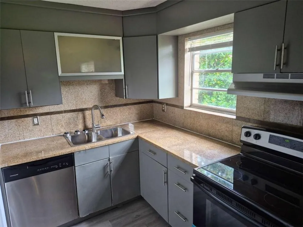 4701 Flat Shoals Road #31F Union City, GA 30291
