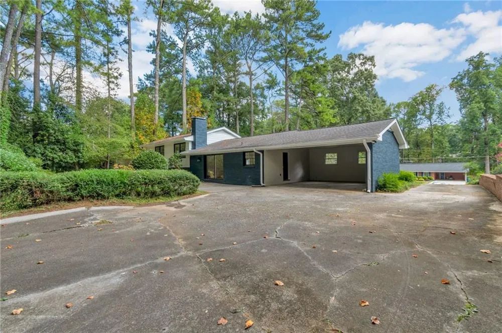 2616 Hawthorne Drive NE Atlanta, GA 30345