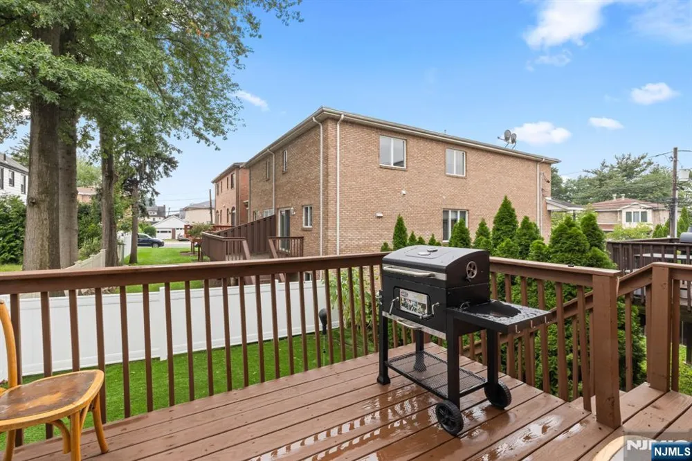36 W Central Boulevard A Palisades Park, NJ 07650